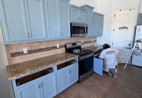 Kitchen Cabinet Refinishing – Before & After